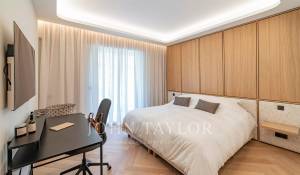 Sale Apartment Mandelieu-la-Napoule