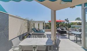 Sale Apartment Mandelieu-la-Napoule