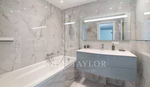 Sale Apartment Mandelieu-la-Napoule