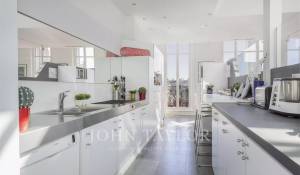 Sale Apartment Marseille 8ème