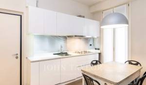 Sale Apartment Milano