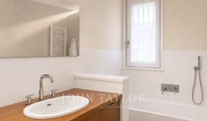 Sale Apartment Milano