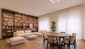 Sale Apartment Milano