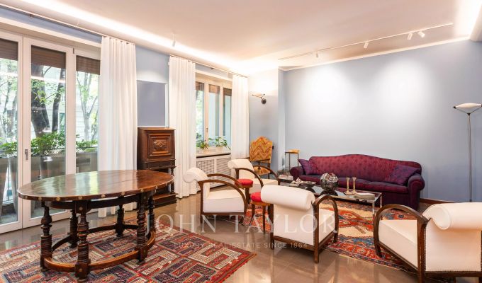 Sale Apartment Milano