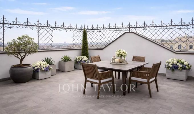 Sale Apartment Milano