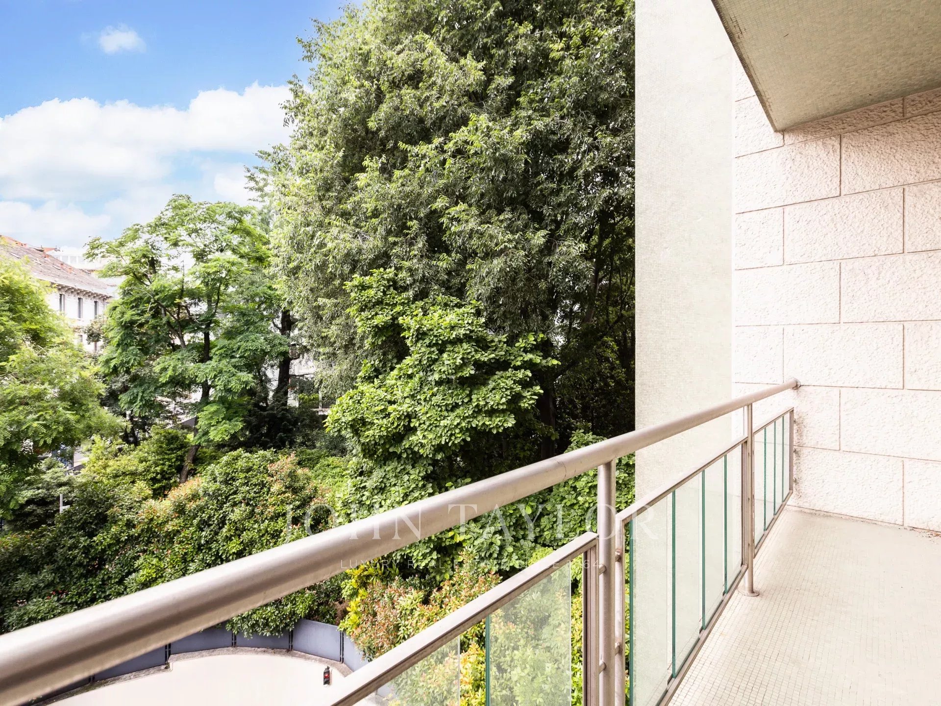 Ad Sale Apartment Milano Centro (20122) refV1813MI