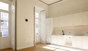 Sale Apartment Misericórdia