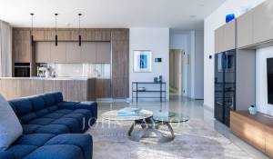 Sale Apartment Mouttagiaka