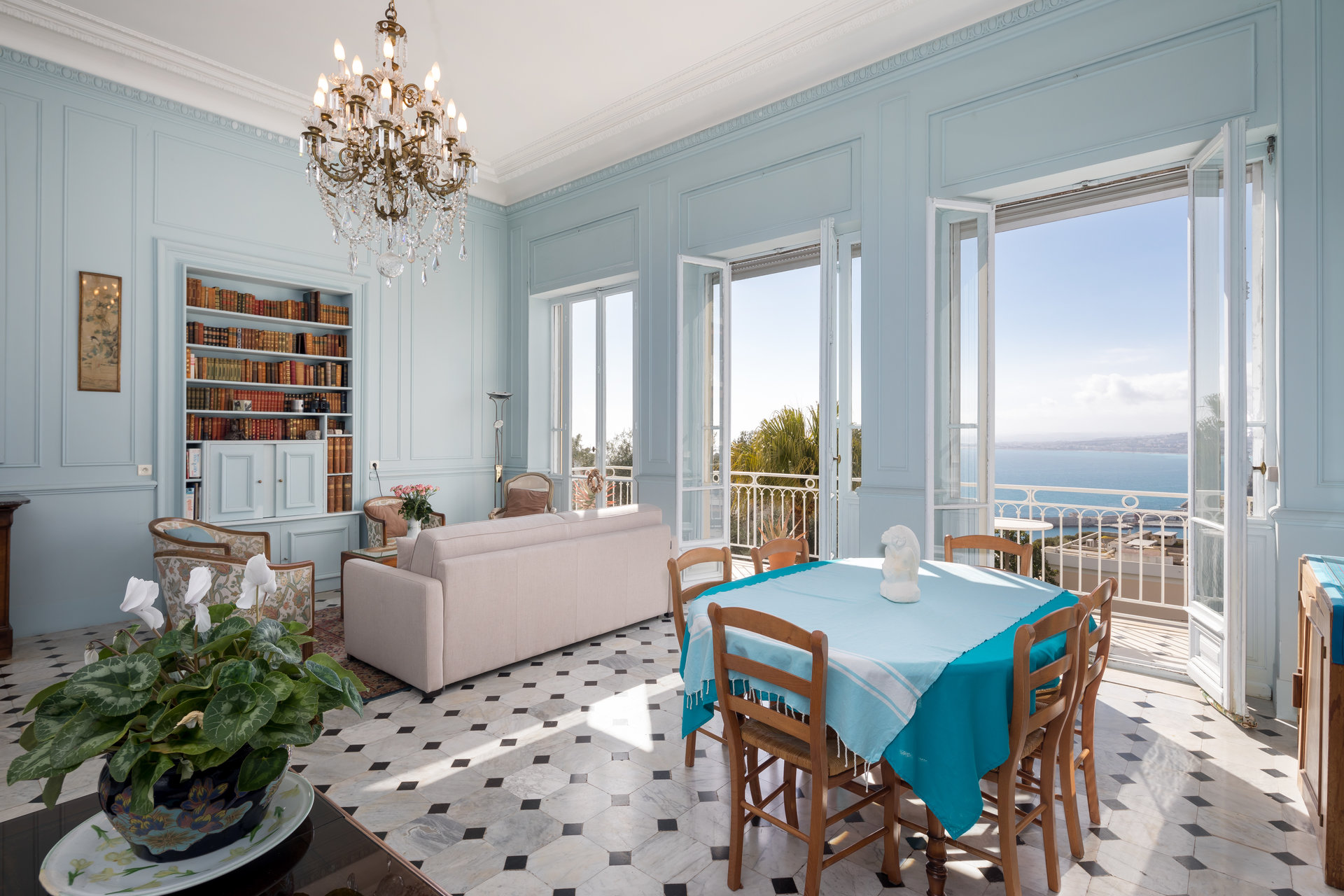 Ad Sale Apartment Nice (06300), 7 Rooms refV1380SJ