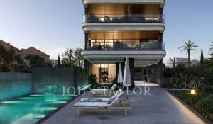 Sale Apartment Parekklisia