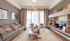 Sale Apartment Parekklisia