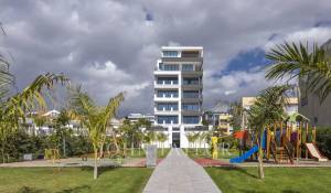 Sale Apartment Parekklisia