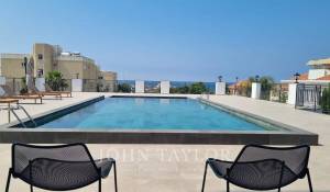 Sale Apartment Parekklisia