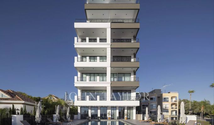 Sale Apartment Parekklisia