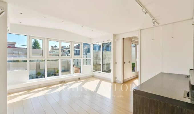 Sale Apartment Paris 15ème