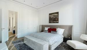 Sale Apartment Paris 16ème