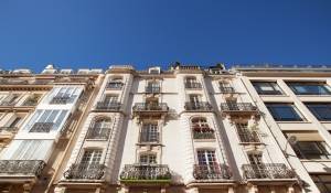 Sale Apartment Paris 16ème