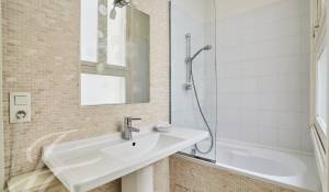 Sale Apartment Paris 16ème