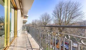 Sale Apartment Paris 16ème