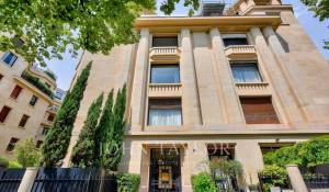 Sale Apartment Paris 16ème