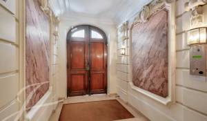 Sale Apartment Paris 16ème