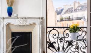 Sale Apartment Paris 16ème