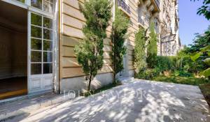 Sale Apartment Paris 16ème