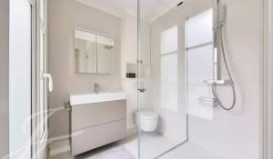 Sale Apartment Paris 16ème