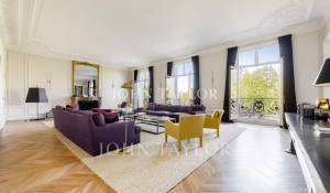 Sale Apartment Paris 16ème
