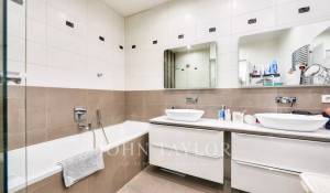 Sale Apartment Paris 16ème