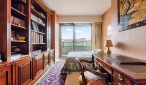 Sale Apartment Paris 16ème