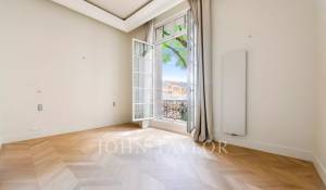 Sale Apartment Paris 16ème