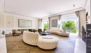 Sale Apartment Paris 16ème