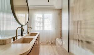 Sale Apartment Paris 16ème