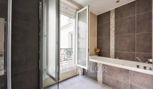 Sale Apartment Paris 16ème