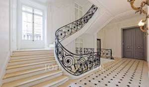 Sale Apartment Paris 16ème