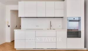 Sale Apartment Paris 16ème