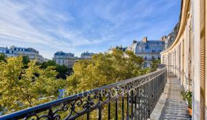 Sale Apartment Paris 16ème