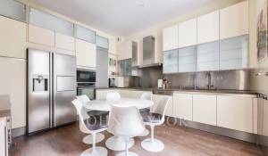 Sale Apartment Paris 16ème