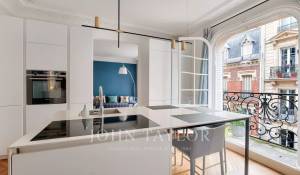 Sale Apartment Paris 16ème