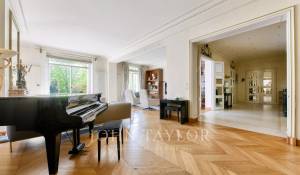 Sale Apartment Paris 16ème