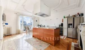 Sale Apartment Paris 16ème