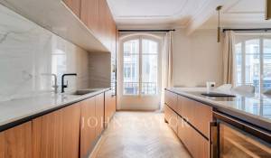 Sale Apartment Paris 16ème