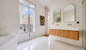 Sale Apartment Paris 16ème
