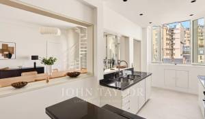 Sale Apartment Paris 16ème