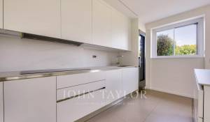 Sale Apartment Paris 16ème