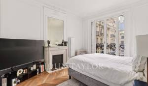 Sale Apartment Paris 16ème