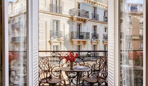 Sale Apartment Paris 16ème