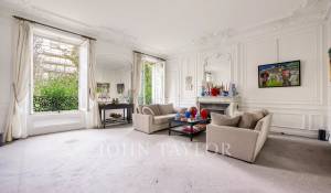 Sale Apartment Paris 16ème