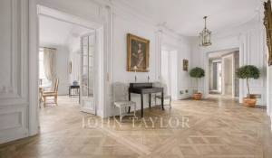 Sale Apartment Paris 16ème